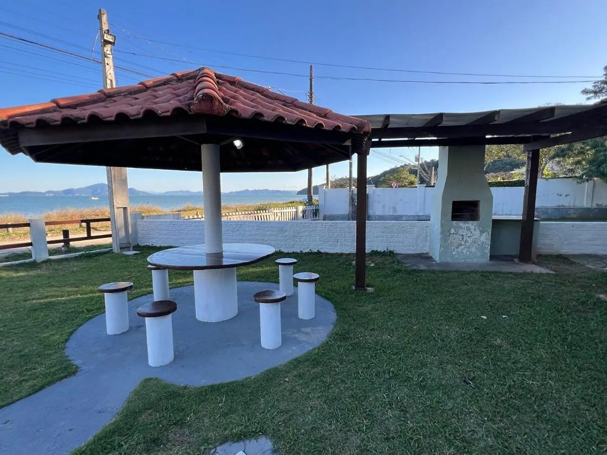 Сasa de vacaciones Casa Tempo E Mar - A Beira Da Praia De Zimbros Bombinhas